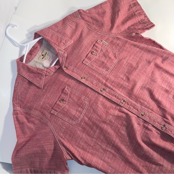 COPY - Woolrich Men’s XL Short sleeve Button up Red/ Pink contrast stitching - Picture 2 of 6